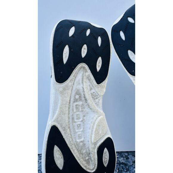 Topo Athletic Sneakers Cyclone 2 Running Shoes White Trail Foot Shape Men’s 12 main image 13